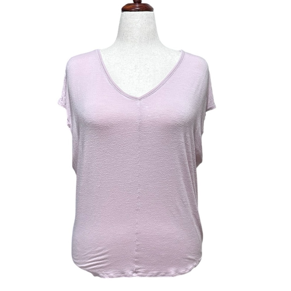 WHBM Soft Pink V-neck Casual T-shirt Size Large